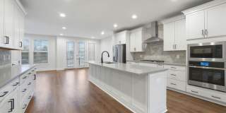 43421 FARRINGDON SQ Gallery 22