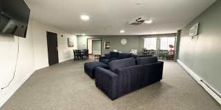 Stone Grove Gallery 23