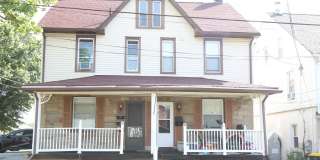 201 E DELAWARE Avenue Gallery 1