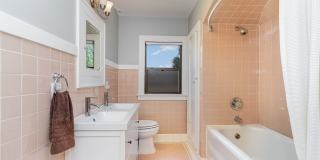 Charming North Admiral Craftsman w/ Modern Updates! Gallery 21
