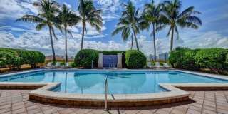 403 S Sapodilla Avenue Gallery 43