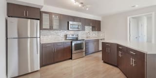 Radiant Fairfax Ridge Apartments Gallery 28
