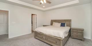 Beautiful 5-Bedroom Home in Brixworth Neighborhood with 2 Community Swimming Pools & Walking Trails Gallery 20