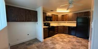 Suzanne Apartments Gallery 1