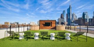 Edgewater Gallery 14