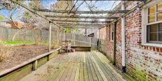 NW DC locale...3 level - 2 bed + Den with 2.5 & off street parking  - 16 months only Gallery 34