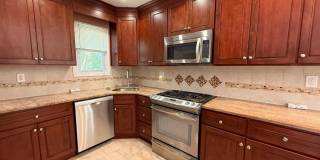 869 Gates Avenue Gallery 1