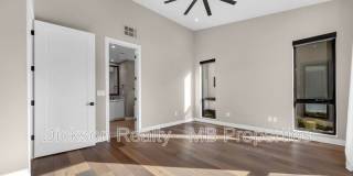 31 Campolina Street Gallery 23