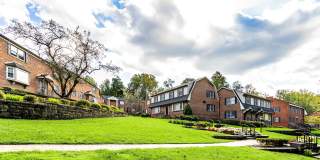 Constantine Village Gallery 20