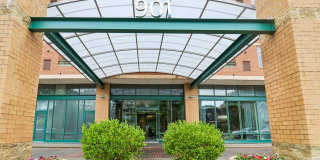Virginia Square Virginia Square Gallery 1