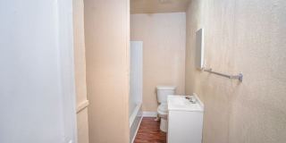 Happy and Convenient Home Near Downtown Gallery 1
