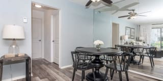 Oaks at Hampton Apartments Gallery 24