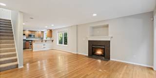 Spacious Greenwood Townhome - New Paint, Carpet and Water Heater!! Gallery 21