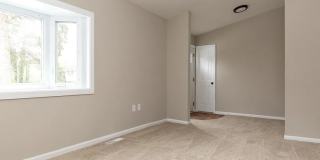17 Wright Ave Gallery 11