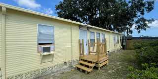 Fully Renovated 2Bed/1Bath Mobile Home for Rent! Bradenton, FL Gallery 1