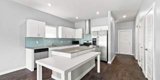 5 Bedroom Duplex in Edmond & (Contact Info Below) * MOVE IN SPECIAL * Gallery 8