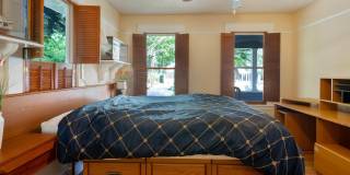 3914 HERSCHEL Street Gallery 11