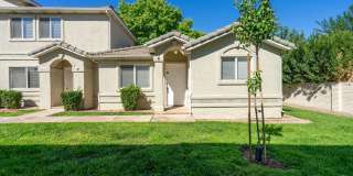 Pet Friendly! 3 Bedroom Single-Level Condo in St. George! Gallery 3