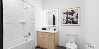 Ivy & Green Gallery 21