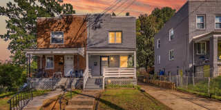 565 45TH Street NE Gallery 1