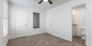 Reserve on Central Townhomes Gallery 24