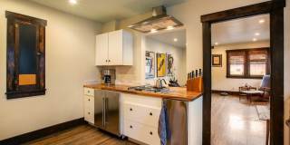207 Richmond DR NE Gallery 31