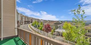 3 Bed Draper Townhome with Views Gallery 31