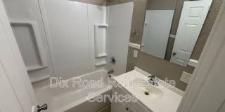 3701 Iona Avenue Gallery 21