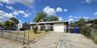 A Charming 3bd/1ba Fruitridge Manor Area Home with Garage Gallery 1
