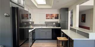 861 Ronda Mendoza Gallery 9