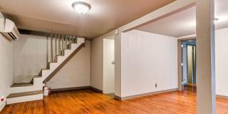 Unique with a Artsy Flare    2 Bed/1.5 Bath in Edgemere Park $995/month! Gallery 19