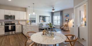 Hawthorne at Blanco Riverwalk Gallery 29