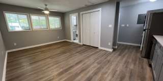 1900 Corona Dr Unit B Gallery 6