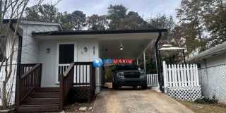 Great location newly RENOVATED ranch in Brookhaven Gallery 1