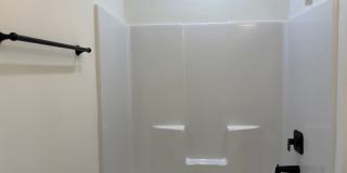 Gorgeous Brick 3 bed/3 bath Rental Available! Gallery 24