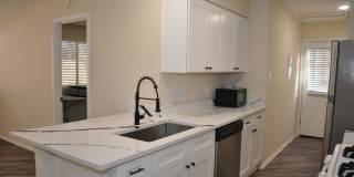 3 Bedroom 2 Bath Duplex in Heart of Leander Gallery 1