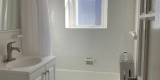 100 Howe Street! Gallery 21
