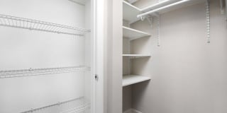 Reside at Belmont Harbor Gallery 9