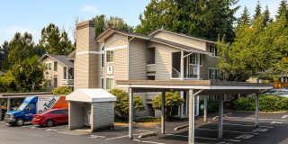 Top-Floor 2BR Condo Near Juanita Beach Top-Floor 2BR Condo Near Juanita Beach Gallery 1