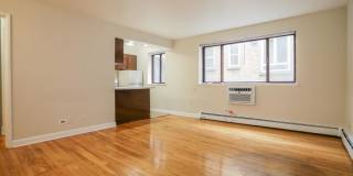 5917 North Kenmore Gallery 1