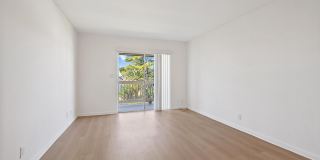 1790 Abbey Road Gallery 1