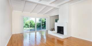 2536 Roscomare Rd Gallery 3