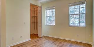 1020 E Longport Circle Gallery 18