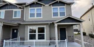 Gorgeous 3 Bedroom Townhouse in Lorson Ranch Gallery 1