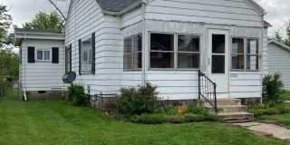 Charming 3 bedroom 1 bath Gallery 3