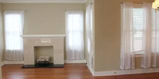 QUINTESSENTIAL ALAMO HEIGHTS COTTAGE Gallery 7