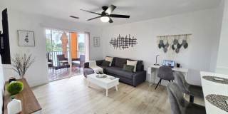 5447 Vineland Road Gallery 2