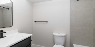 Lakeview Terrace Gallery 10
