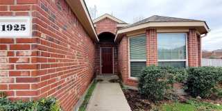 1925 Carol Lane Gallery 1