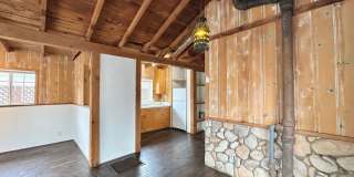 1 Bed + 1 Bath Cottage | Hollywood By the Sea | Unfurnished Gallery 8